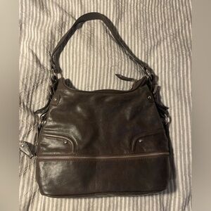 Danier Classic Leather Shoulder Bag - shimmery Brown